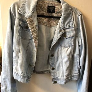 Jean Jacket Lightwash